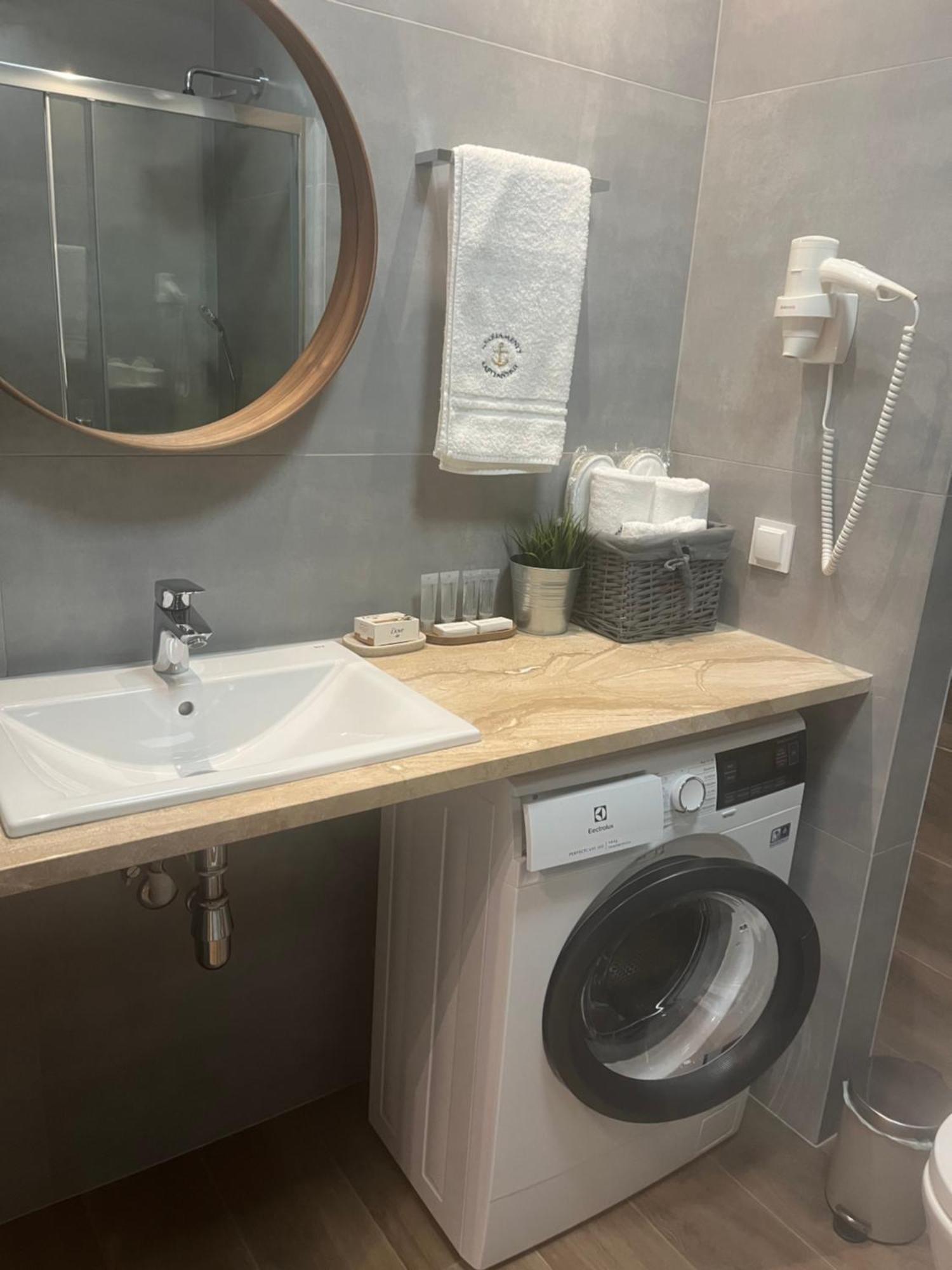 Kapitanskie Kasprowicza 20b Basen Sauny Jacuzzi Grota Solna Silownia Apartment Kolberg